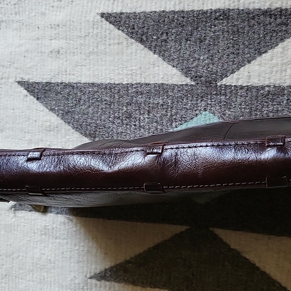 Trina Turk clutch leather hi-quality designer statement purse bag - Picture 6 of 13